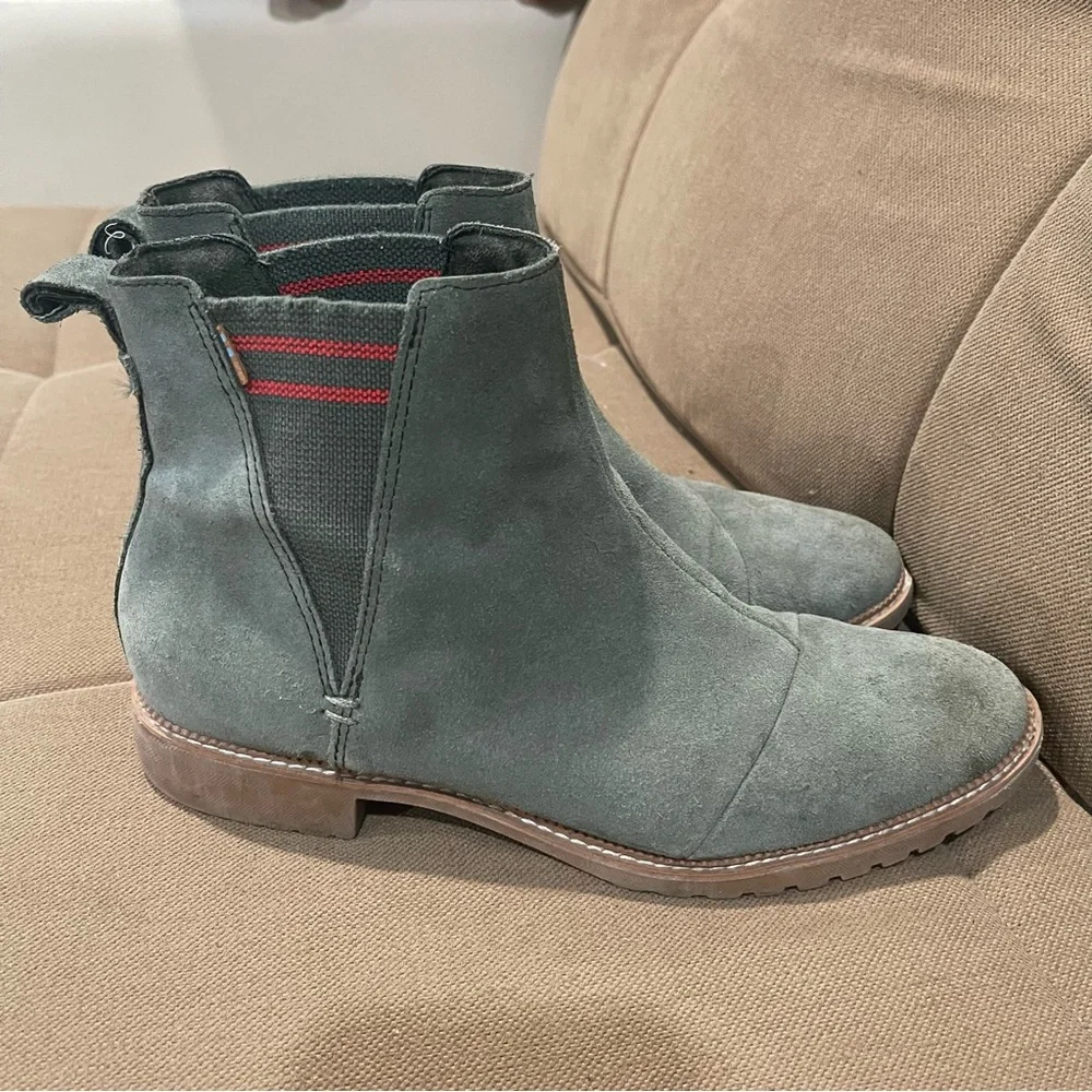 TOMS Olive Green Suede CLEO Pull On Chelsea Ankle Booties/Boots Sz 9.5 - Picture 4 of 14